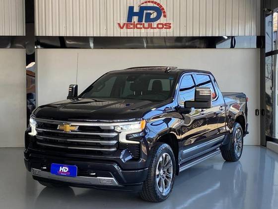 CHEVROLET SILVERADO 5.3 V8 GASOLINA 1500 HIGH COUNTRY 4X4 AUTOMÁTICO